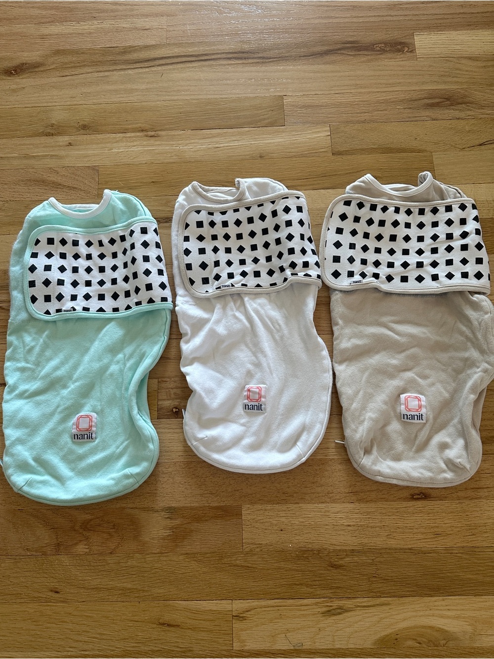Nanit Swaddle Sack - Mint, White & Gray. Set of 3.